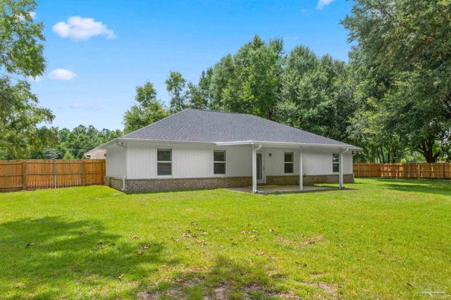 6874 Wallace Dr, Pace, FL 32571
