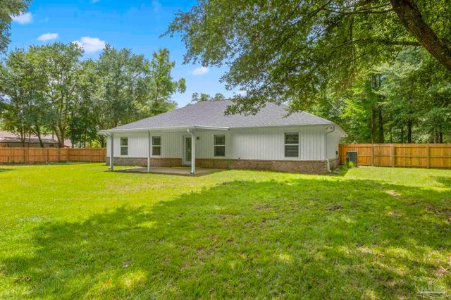 6874 Wallace Dr, Pace, FL 32571