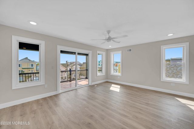 218 Webster Avenue, Seaside Heights, NJ 08751