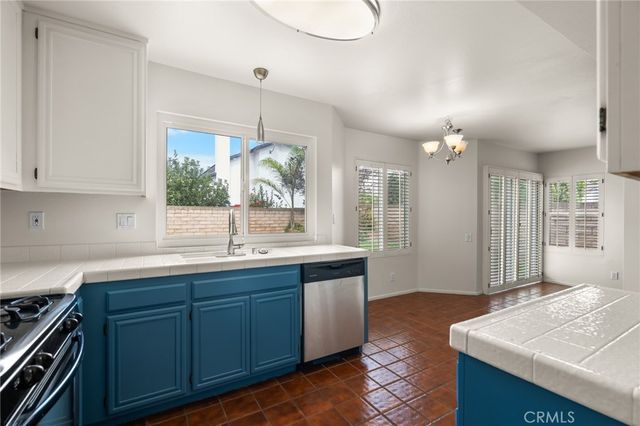 4431 Honeyglen Court, Moorpark, CA 93021
