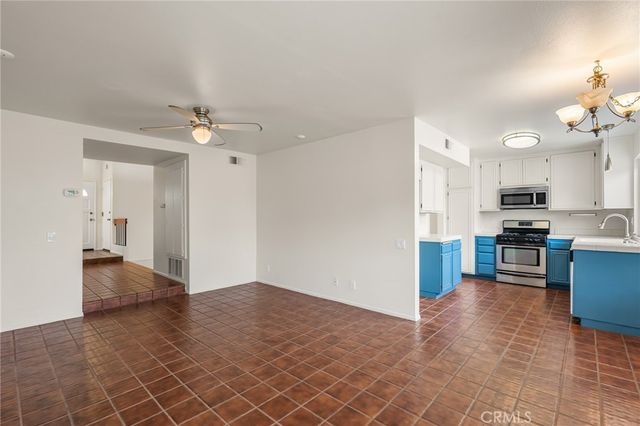 4431 Honeyglen Court, Moorpark, CA 93021
