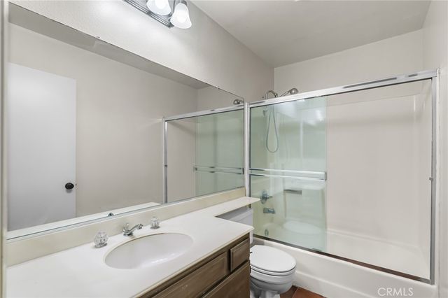 4431 Honeyglen Court, Moorpark, CA 93021