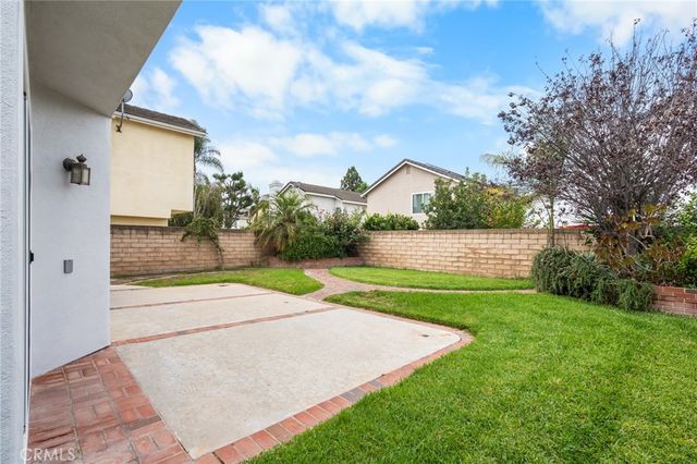 4431 Honeyglen Court, Moorpark, CA 93021