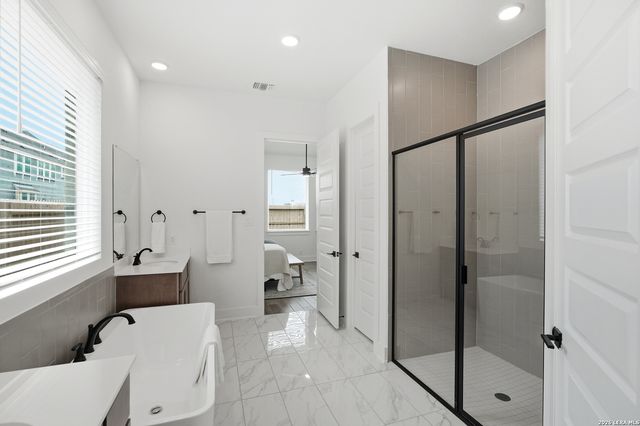 2239 Altiplano, San Antonio, TX 78245