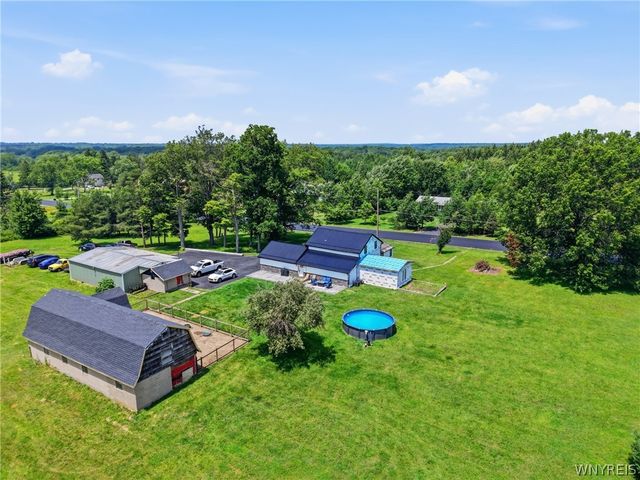 13151 Bullis Road, Marilla, NY 14052