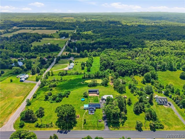 13151 Bullis Road, Marilla, NY 14052