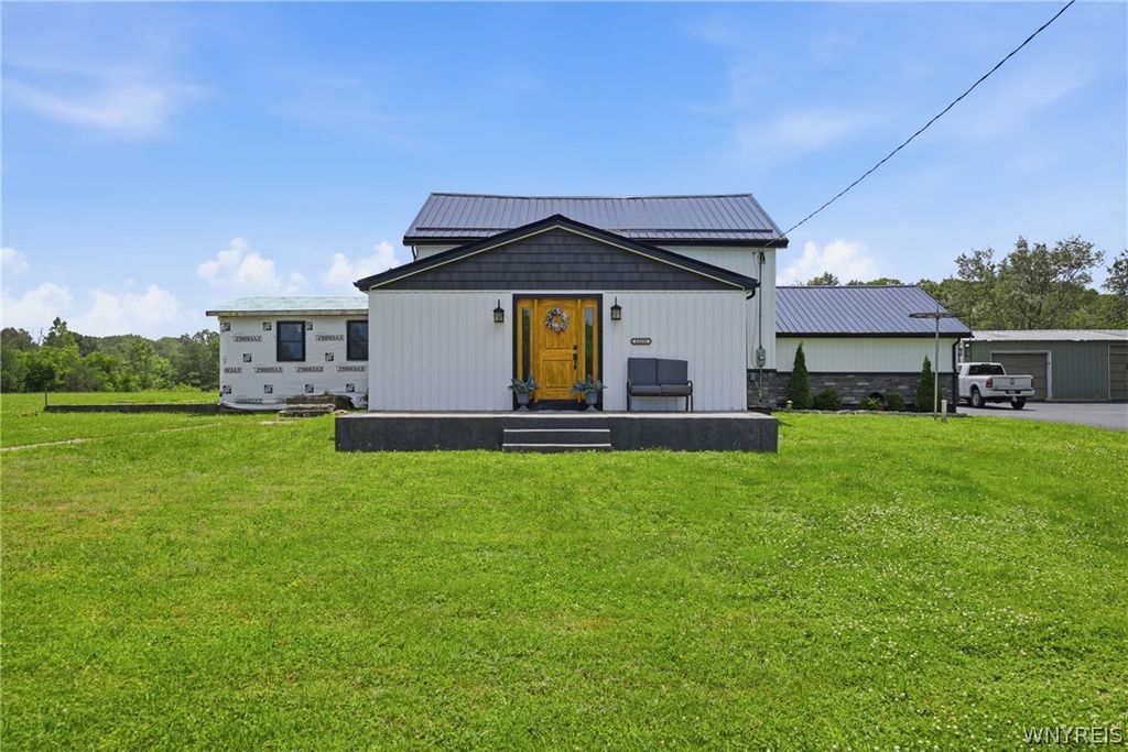 13151 Bullis Road, Marilla, NY 14052