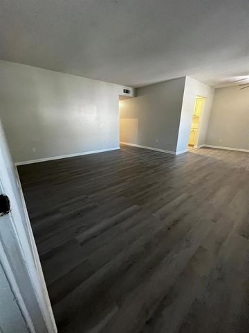 9310 LAKE CHASE ISLAND WAY 9310, Tampa, FL 33626