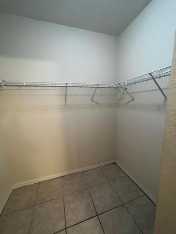 9310 LAKE CHASE ISLAND WAY 9310, Tampa, FL 33626