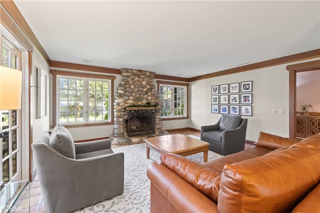 2293 Bonnie Brae, Claremont, CA 91711