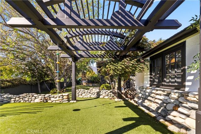 2293 Bonnie Brae, Claremont, CA 91711