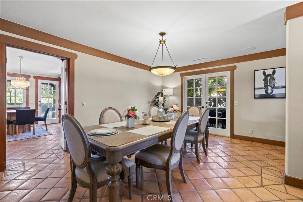 Image 13 of property listing at 2293 Bonnie Brae, Claremont, CA 91711