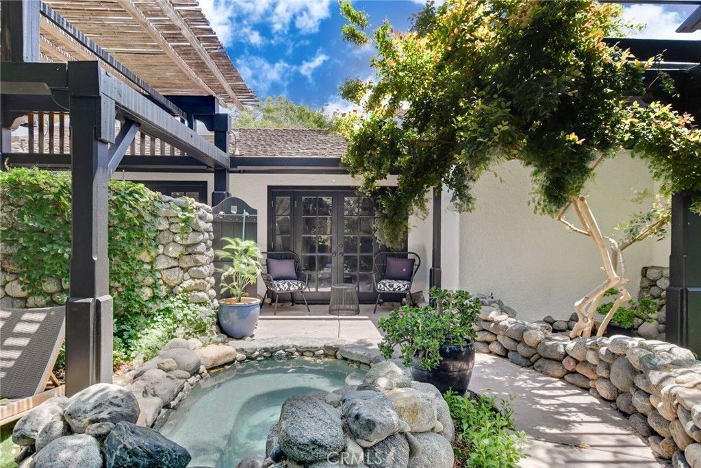 Image 46 of property listing at 2293 Bonnie Brae, Claremont, CA 91711