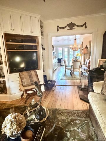 133 Cedar Hill Avenue, Nyack, NY 10960
