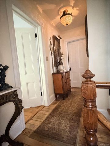 133 Cedar Hill Avenue, Nyack, NY 10960
