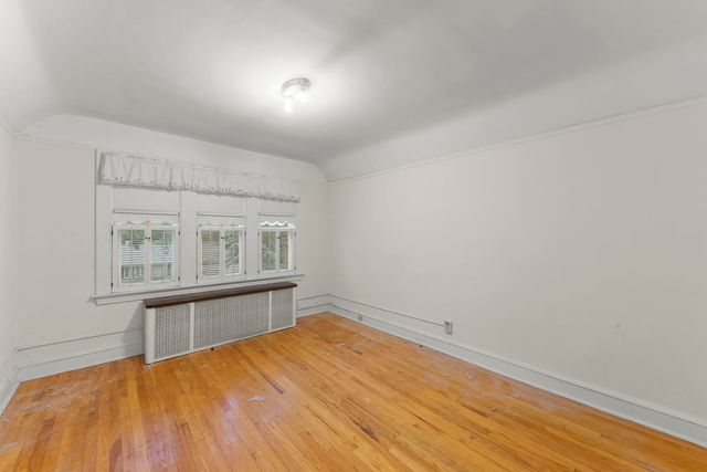 421 W Alexander Boulevard, Elmhurst, IL 60126