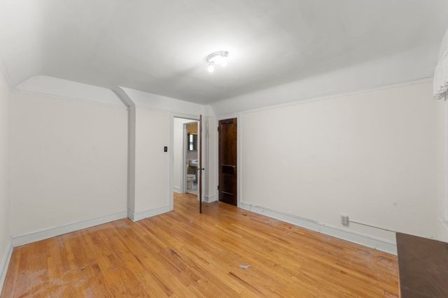 421 W Alexander Boulevard, Elmhurst, IL 60126