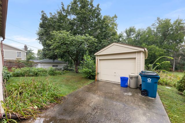 421 W Alexander Boulevard, Elmhurst, IL 60126