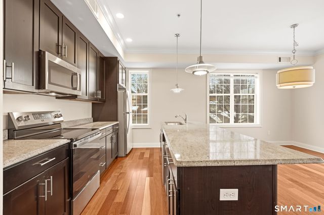 142 East Avenue A305, Norwalk, CT 06851