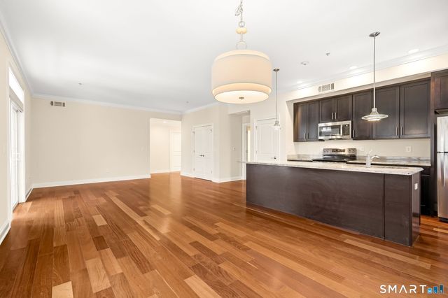 142 East Avenue A305, Norwalk, CT 06851