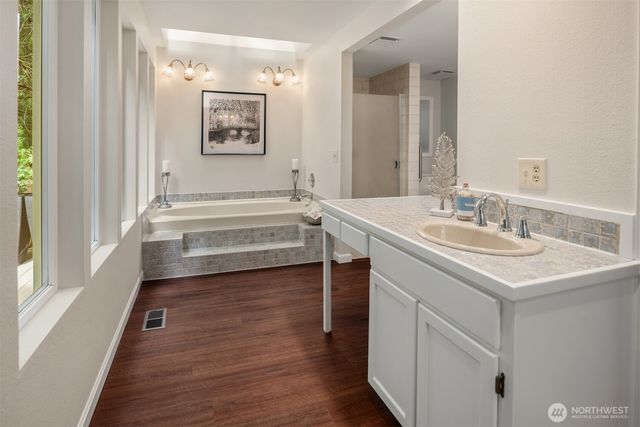 2231 Sahalee Drive E, Sammamish, WA 98074