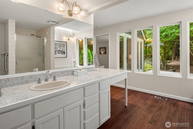 2231 Sahalee Drive E, Sammamish, WA 98074