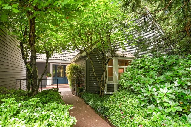 2231 Sahalee Drive E, Sammamish, WA 98074