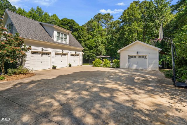 242 Henrys Ridge Road, Pittsboro, NC 27312