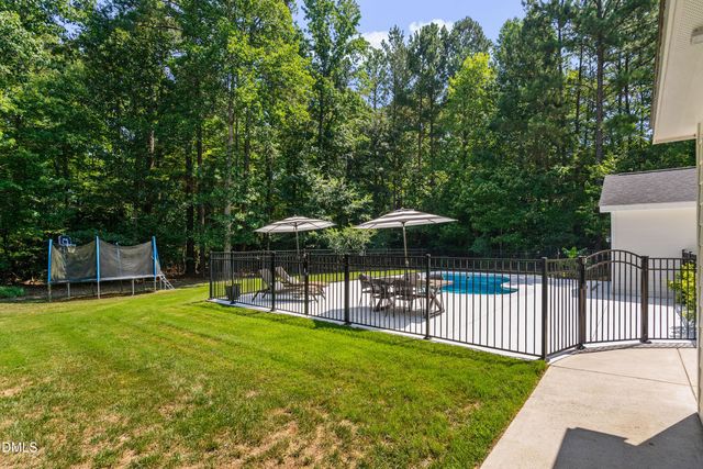 242 Henrys Ridge Road, Pittsboro, NC 27312