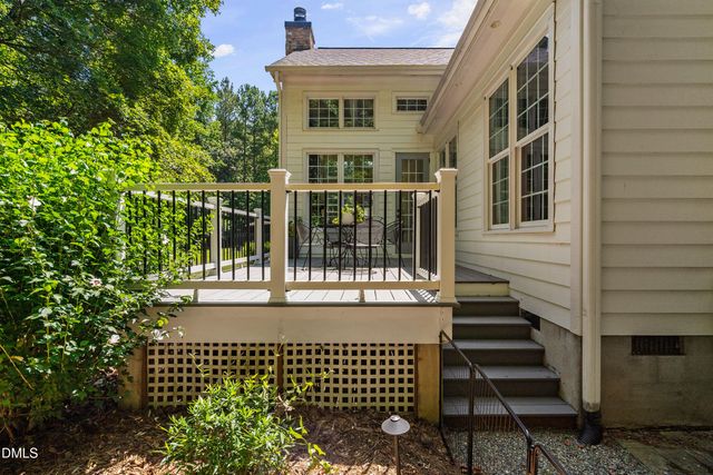 242 Henrys Ridge Road, Pittsboro, NC 27312