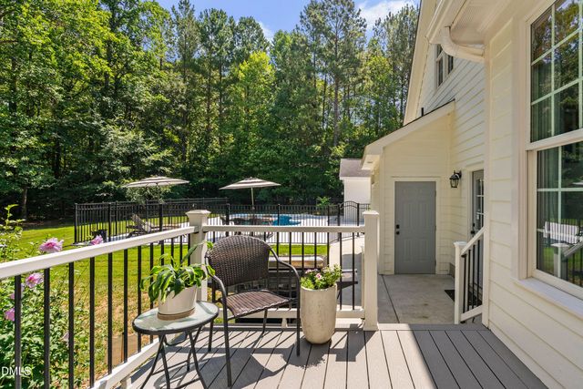 242 Henrys Ridge Road, Pittsboro, NC 27312