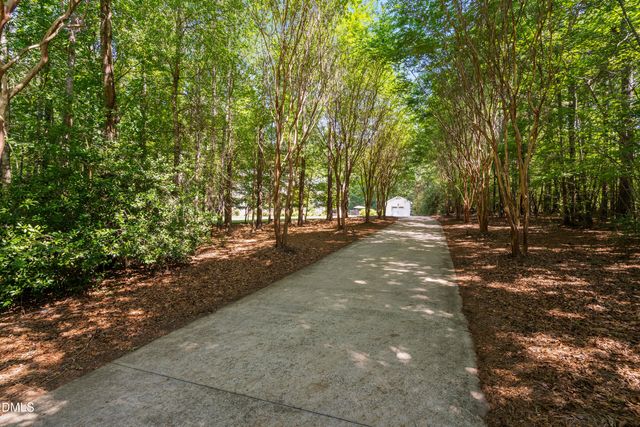 242 Henrys Ridge Road, Pittsboro, NC 27312