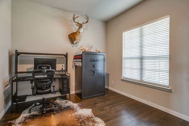 7825 Sagebrush Lane, Godley, TX 76044