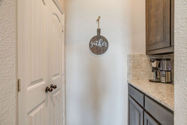 7825 Sagebrush Lane, Godley, TX 76044