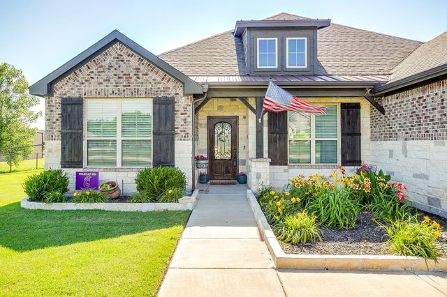 7825 Sagebrush Lane, Godley, TX 76044
