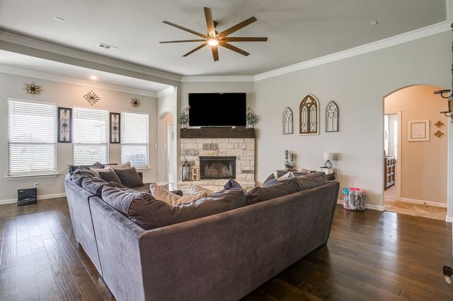 7825 Sagebrush Lane, Godley, TX 76044