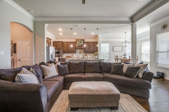7825 Sagebrush Lane, Godley, TX 76044