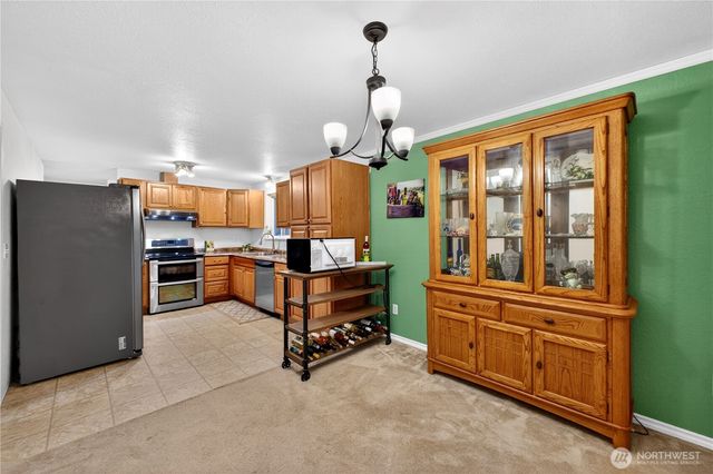 8211 189th Avenue E, Bonney Lake, WA 98391