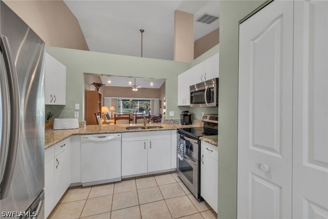 103 Tanglewood CT 128-1, Naples, FL 34113