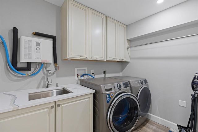2435 Presidential Way G, West Palm Beach, FL 33401