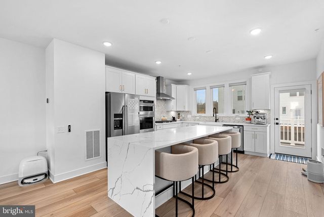 19738 PEACH FLOWER TER, Ashburn, VA 20147