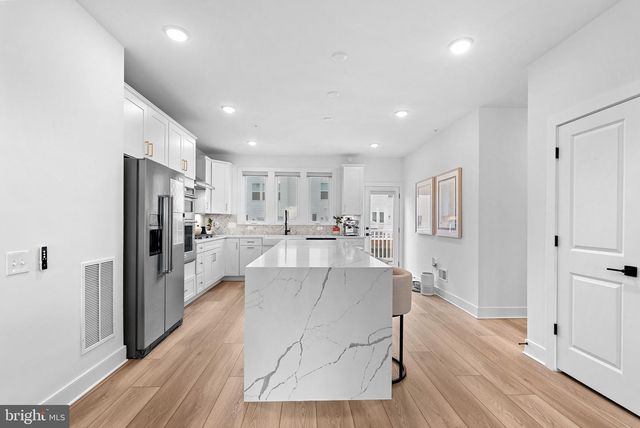 19738 PEACH FLOWER TER, Ashburn, VA 20147