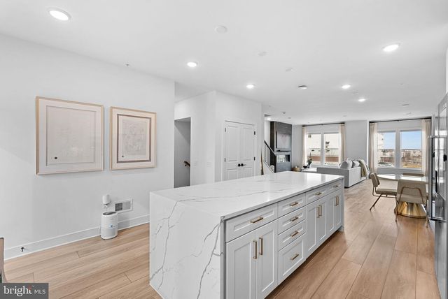 19738 PEACH FLOWER TER, Ashburn, VA 20147