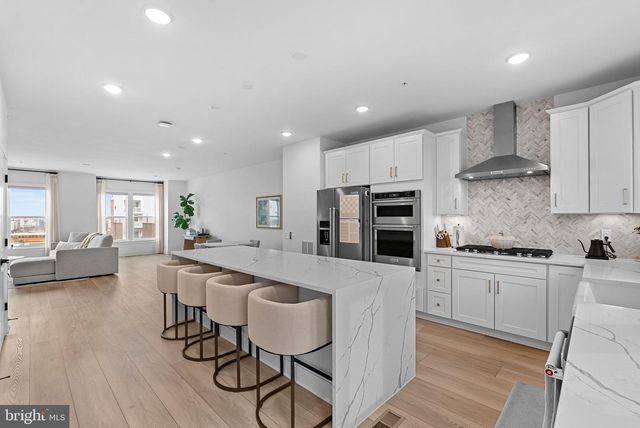 19738 PEACH FLOWER TER, Ashburn, VA 20147