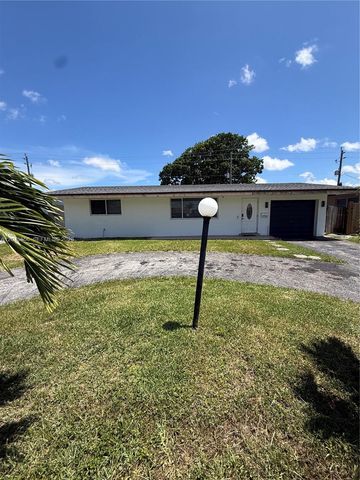 8720 NW 11th St, Pembroke Pines, FL 33024