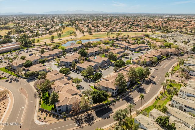 7401 W ARROWHEAD CLUBHOUSE Drive 2040, Glendale, AZ 85308