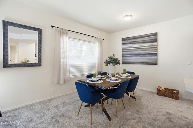 7401 W ARROWHEAD CLUBHOUSE Drive 2040, Glendale, AZ 85308