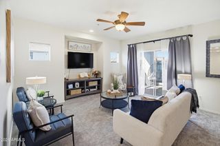 7401 W ARROWHEAD CLUBHOUSE Drive 2040, Glendale, AZ 85308