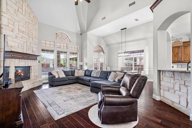 2405 Mona Vale Road, Trophy Club, TX 76262