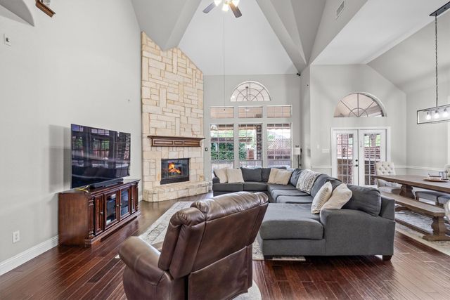 2405 Mona Vale Road, Trophy Club, TX 76262